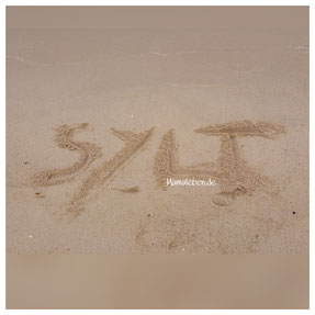 Schriftzug Sylt im Sand