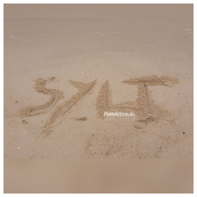 Schriftzug Sylt im Sand