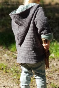 Hier geht es zu unserer Fotogalerie des #kindermode Labels "Kindleinfein" #handmade #nähen #zipfeljacke #musselin #leinen #wolle