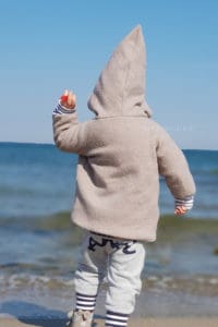 Jacke aus 100% Schurwolle #handmade #kindermode #kidsfashion #strand #frühling 